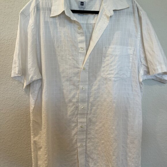 Gap White Short Sleeve Textured Button Down - Picture 5 of 7
